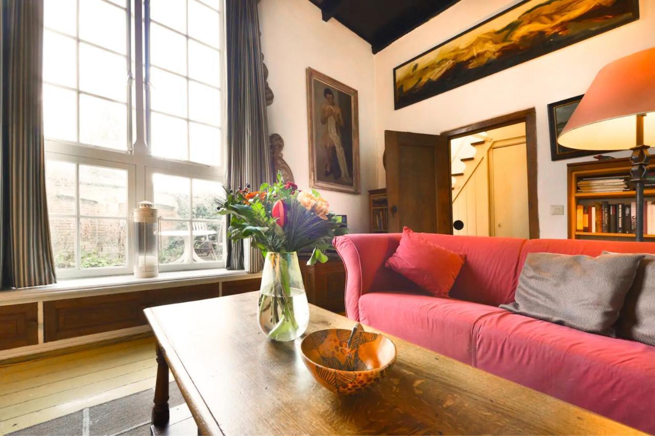Rustic Retreat: Fireplace, Bbq, + Forest Access Burgh-Haamstede Luaran gambar